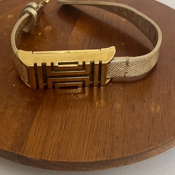 Tory Burch Fitbit Gold leather Wrap Bracelet OS - Picture 6 of 15
